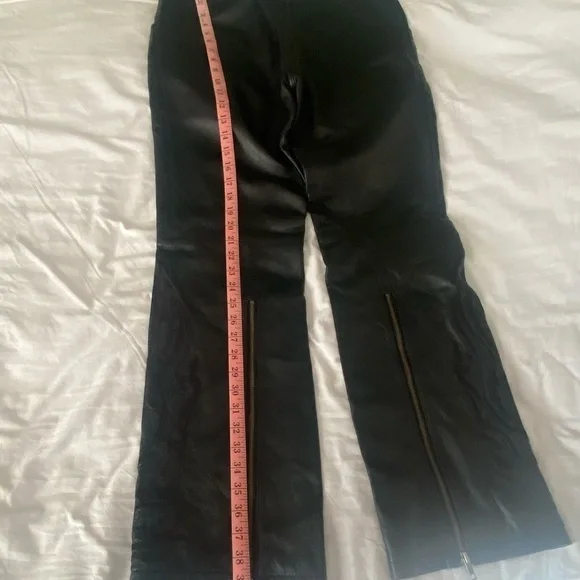 Women’s Harley Davidson Lined Leather Pants tribal Appliqué/Zippers at bottom. 8 - Picture 12 of 13